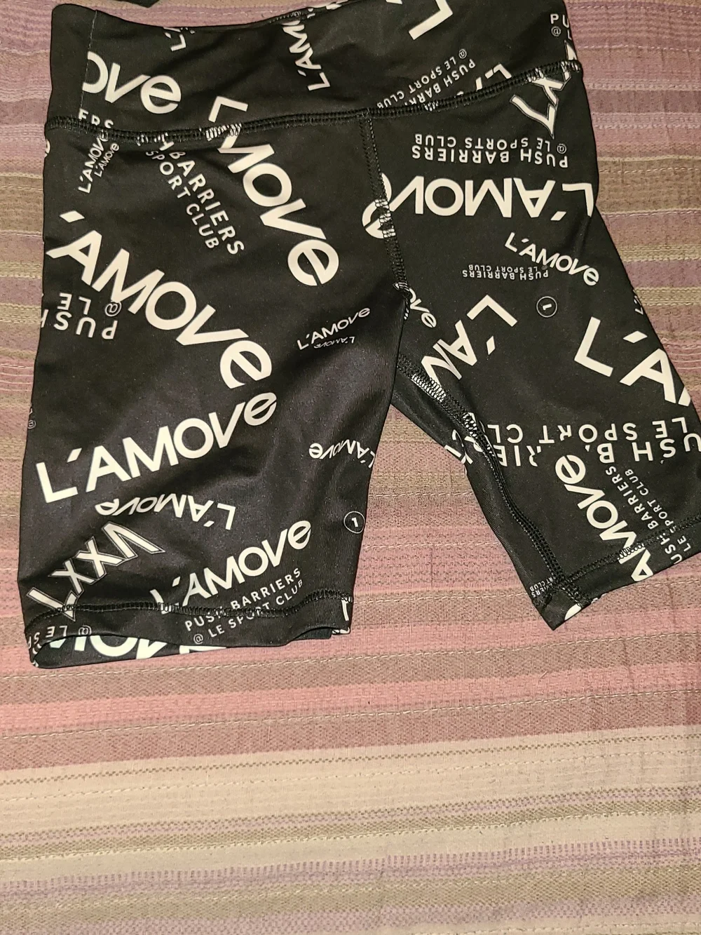 Kids HM Move Black & White Shirt and Short Set Size 6x/7